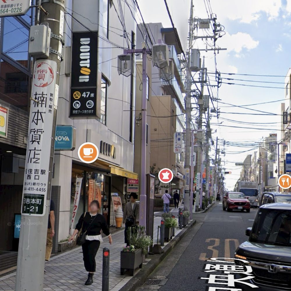 ドトールコーヒー付近
